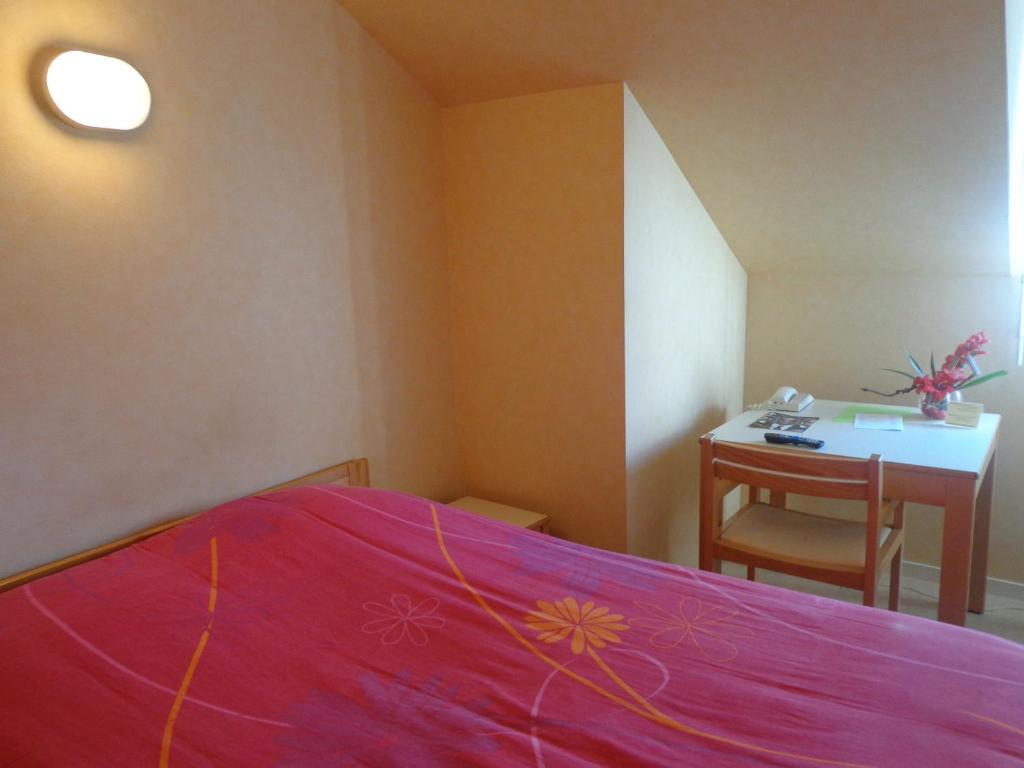 Hotel Le Bretagne Louvigné-de-Bais Εξωτερικό φωτογραφία