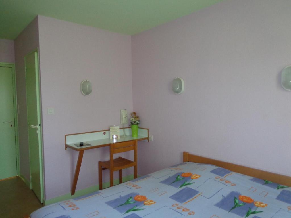 Hotel Le Bretagne Louvigné-de-Bais Εξωτερικό φωτογραφία